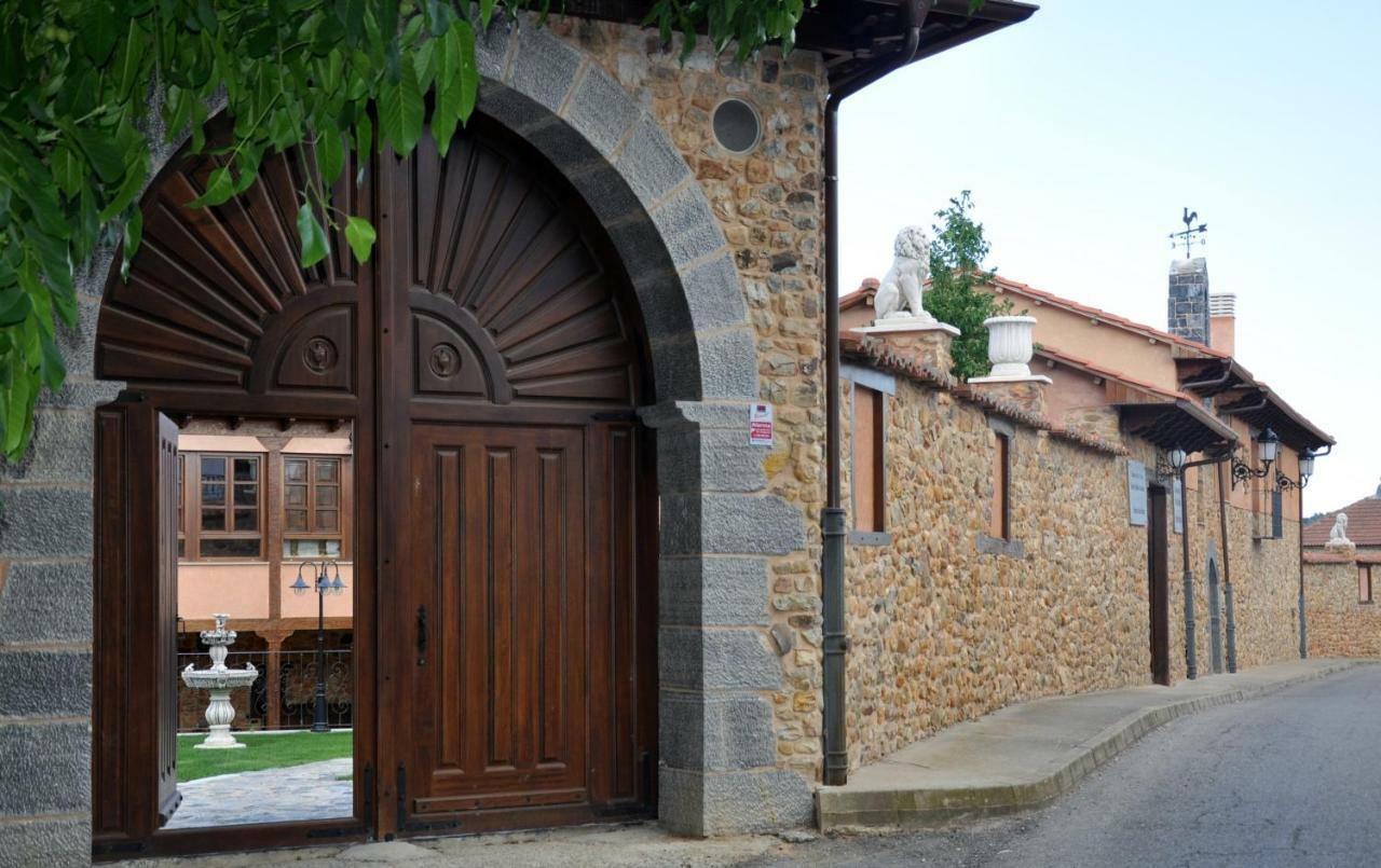 Palacio Del Conde De Rebolledo Villaviciosa de la Ribera Экстерьер фото